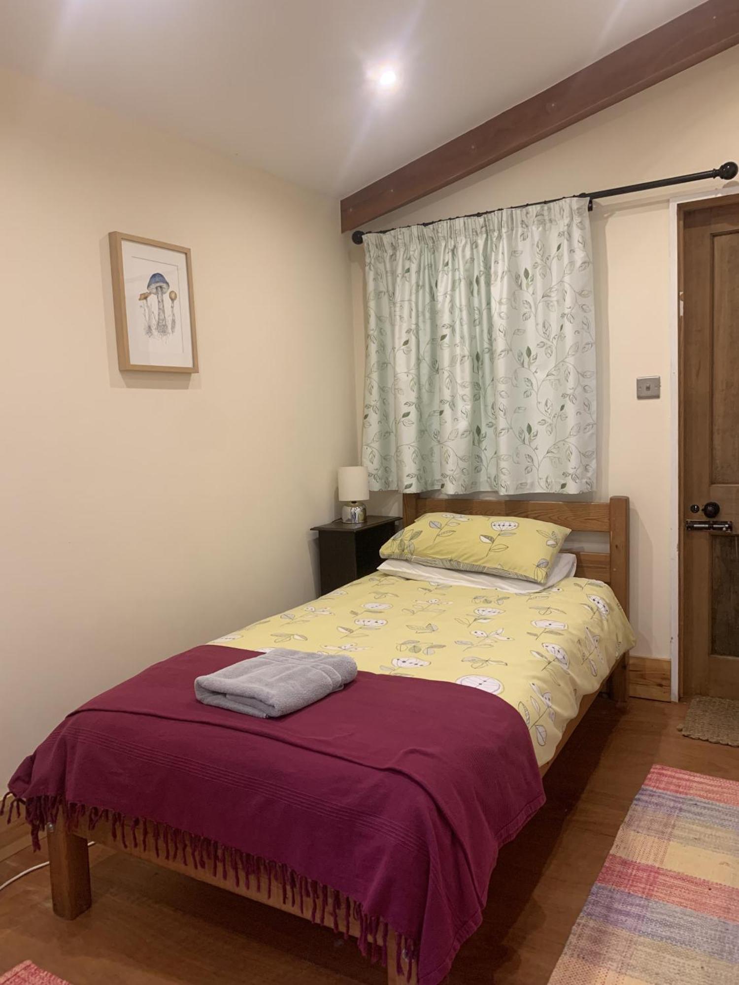 Hotel Ceridwen Glamping, Double Decker Bus And Yurts Llandysul Exteriér fotografie