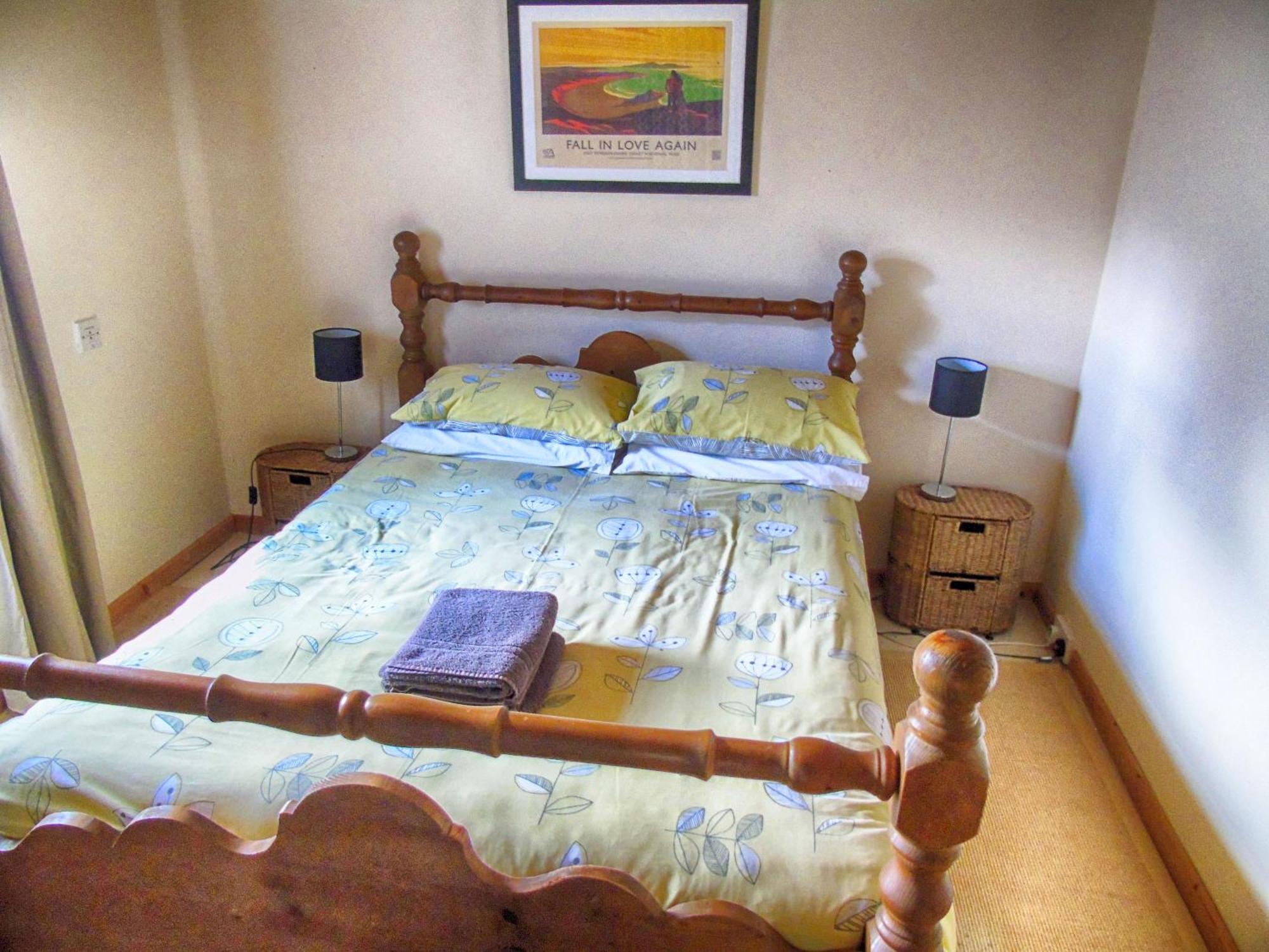 Hotel Ceridwen Glamping, Double Decker Bus And Yurts Llandysul Exteriér fotografie