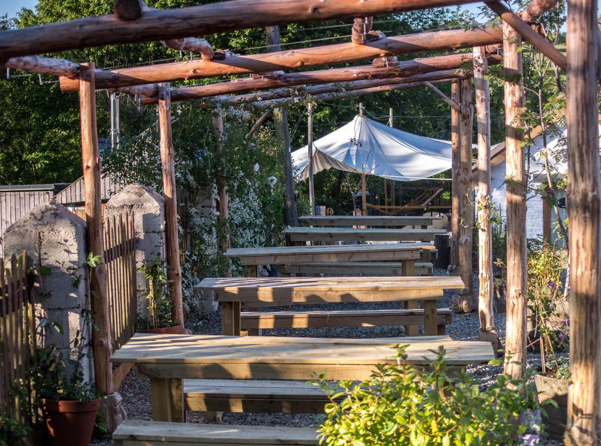 Hotel Ceridwen Glamping, Double Decker Bus And Yurts Llandysul Exteriér fotografie