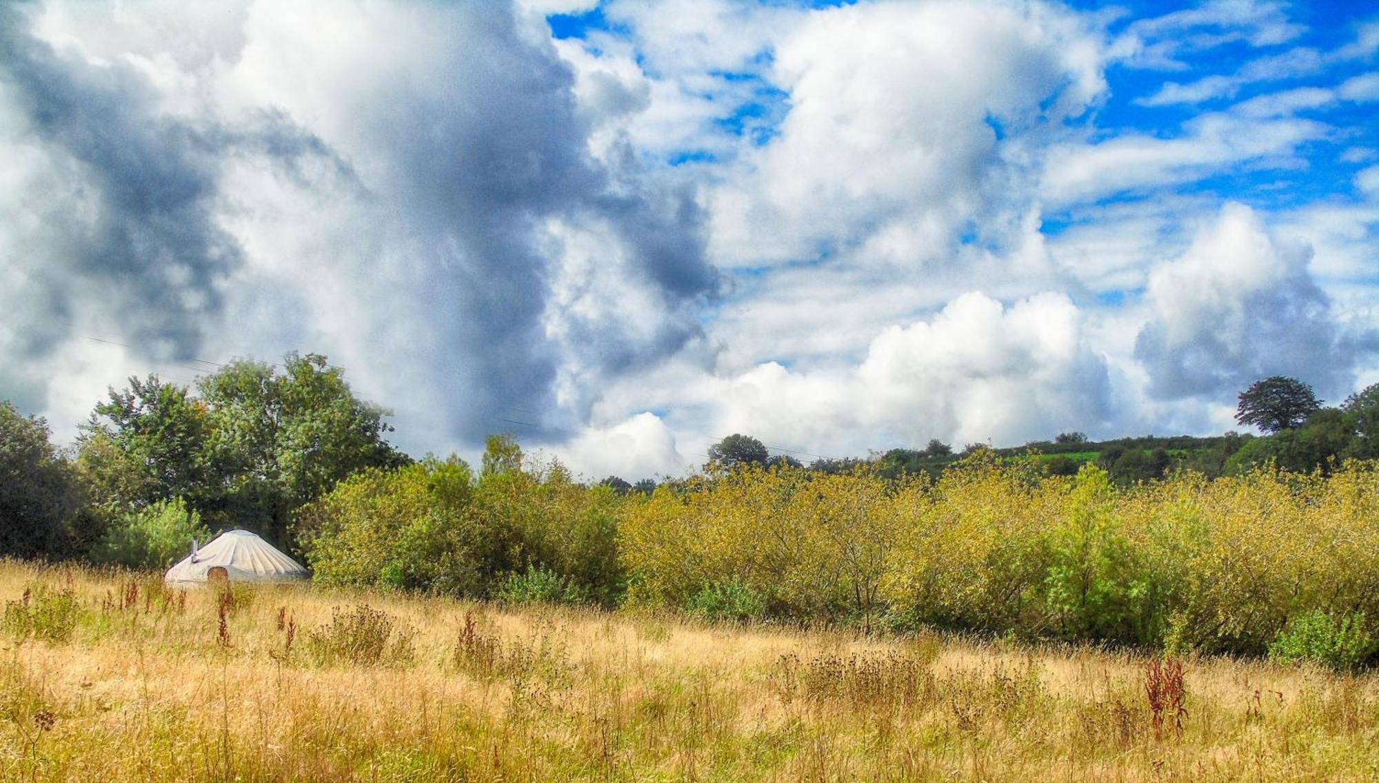Hotel Ceridwen Glamping, Double Decker Bus And Yurts Llandysul Exteriér fotografie