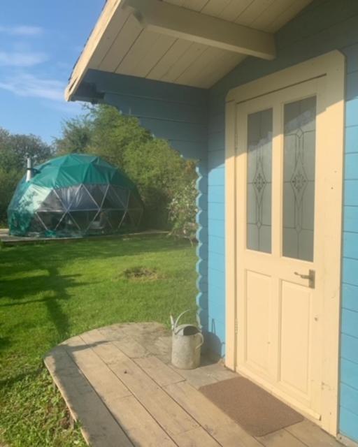 Hotel Ceridwen Glamping, Double Decker Bus And Yurts Llandysul Exteriér fotografie