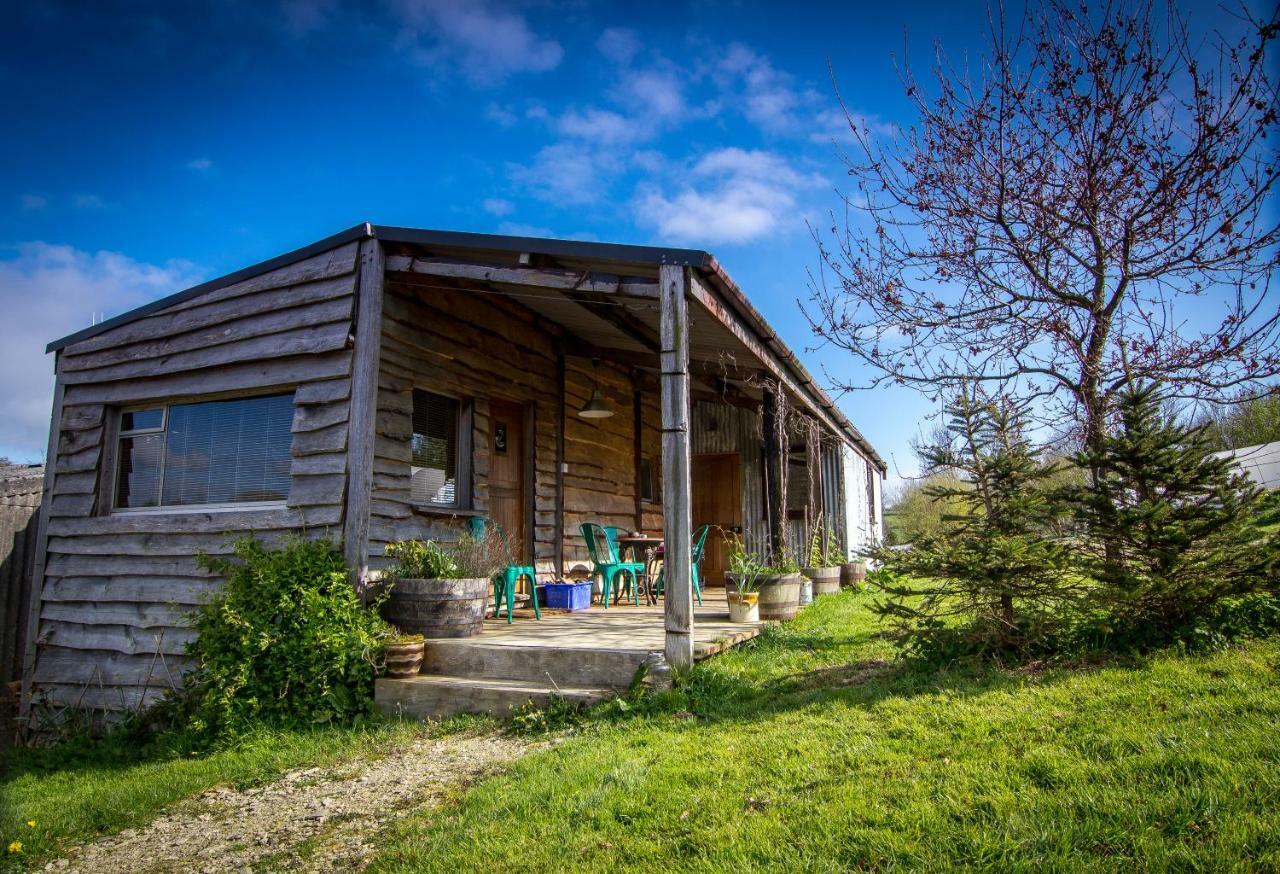 Hotel Ceridwen Glamping, Double Decker Bus And Yurts Llandysul Exteriér fotografie